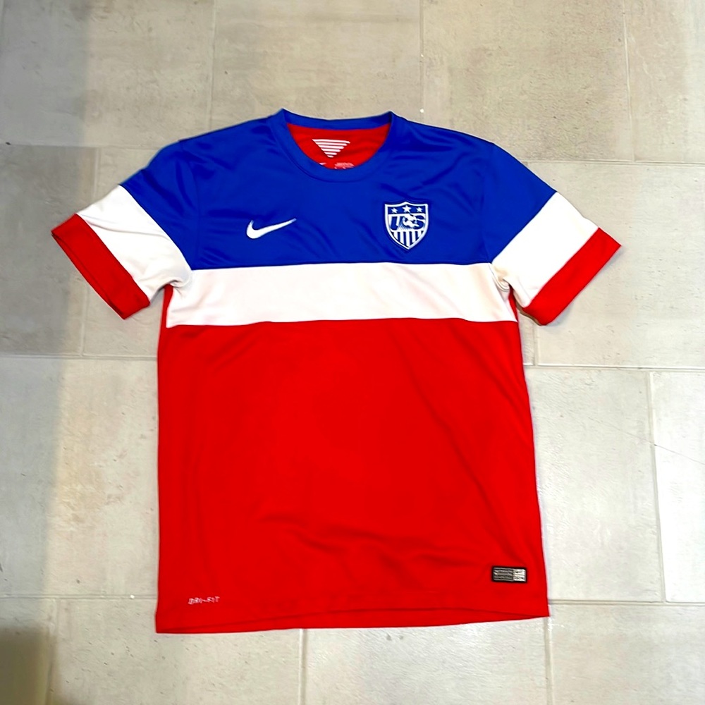 Nike Men’s USMNT 2014 World Cup Bomb Pop jersey